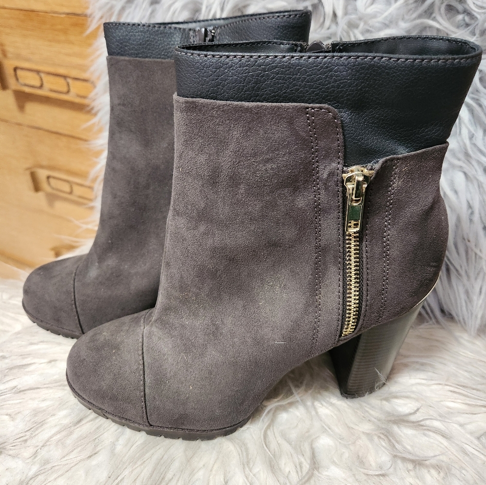 Juicy Couture/ Livia Ankle Boots In Charcoal